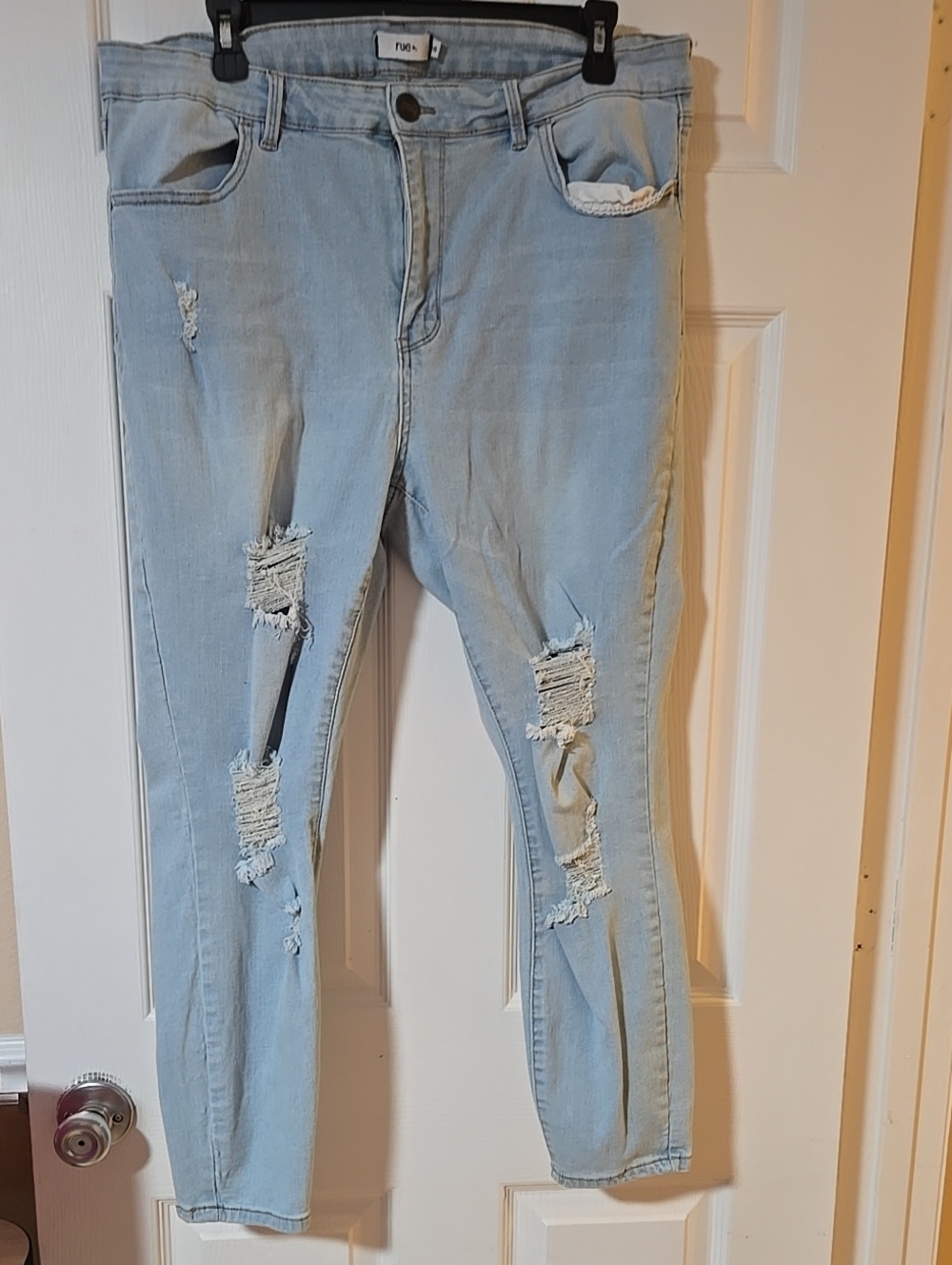 Rue21 Light Blue Distressed Skinny Jeans